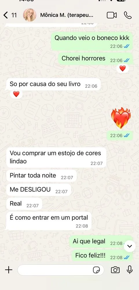 Print de conversa real: leitora contando que vai comprar lápis de cor pra colorir todo dia